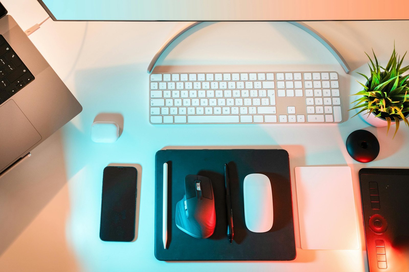 Banner Tech & Gadget